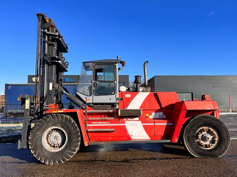 Kalmar DCD 320-12 LB - Empilhador a diesel: foto 2 Kalmar DCD 320-12 LB - Empilhador a diesel: foto 2