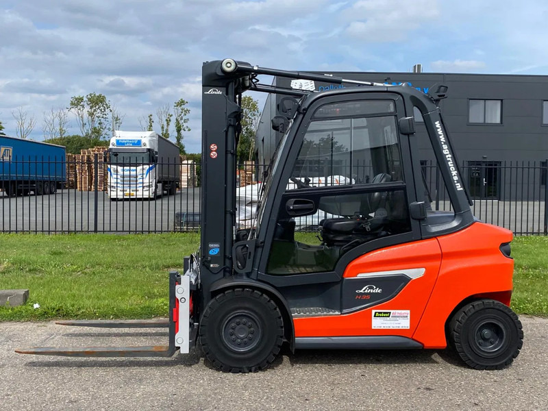 Linde H35D-01 - Empilhador a diesel: foto 2 Linde H35D-01 - Empilhador a diesel: foto 2