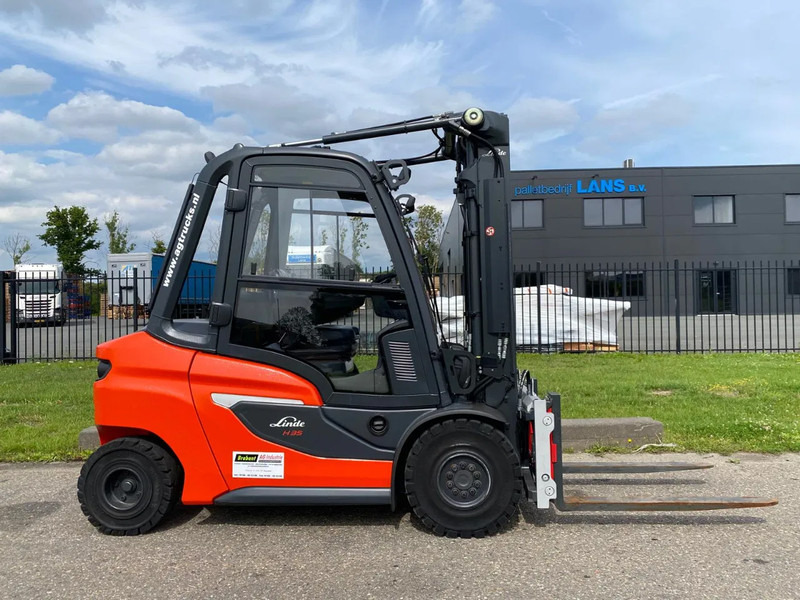 Linde H35D-01 - Empilhador a diesel: foto 1 Linde H35D-01 - Empilhador a diesel: foto 1
