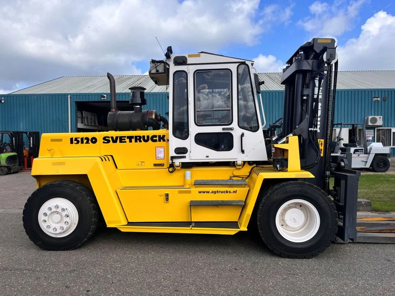 Svetruck 15-120 15TONS - Empilhador a diesel: foto 1 Svetruck 15-120 15TONS - Empilhador a diesel: foto 1