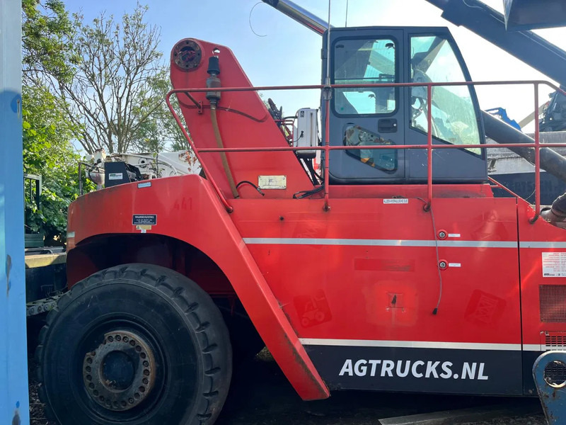 Terex Fantuzzi CS45KM FOR PARTS - Reachstacker porta contentores: foto 3 Terex Fantuzzi CS45KM FOR PARTS - Reachstacker porta contentores: foto 3