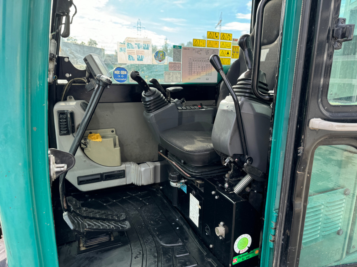 Escavadora de rastos CATERPILLAR 308E2CR Oilquick 3x Schaufeln: foto 10