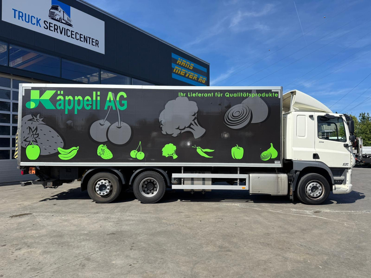 DAF CF370 6x2 Retarder Carrier 850 - Camião frigorífico: foto 4 DAF CF370 6x2 Retarder Carrier 850 - Camião frigorífico: foto 4
