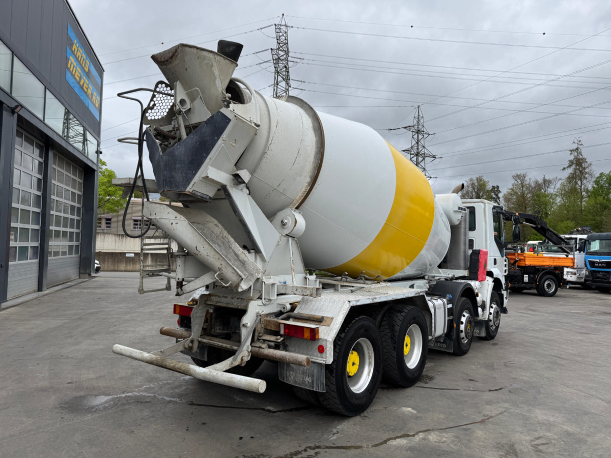 IVECO Trakker 450 8x4 (Liebherr 9m3 2018) - Camião betoneira: foto 5 IVECO Trakker 450 8x4 (Liebherr 9m3 2018) - Camião betoneira: foto 5