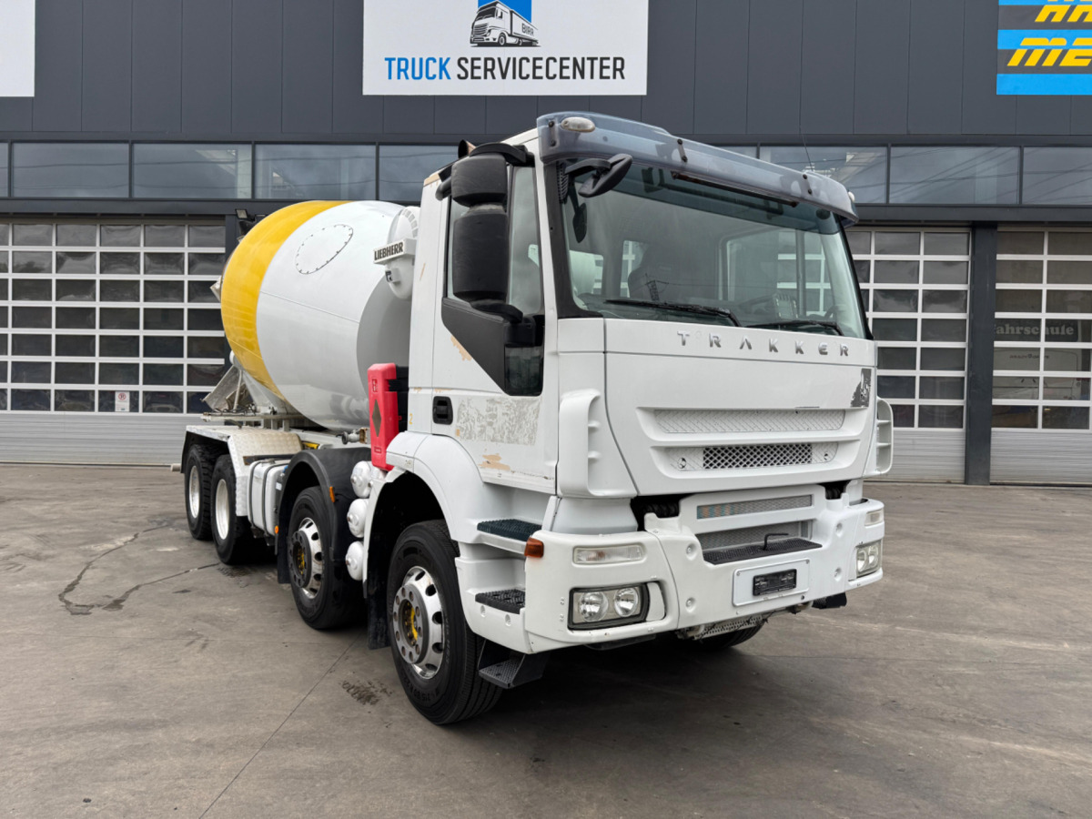 IVECO Trakker 450 8x4 (Liebherr 9m3 2018) - Camião betoneira: foto 3 IVECO Trakker 450 8x4 (Liebherr 9m3 2018) - Camião betoneira: foto 3