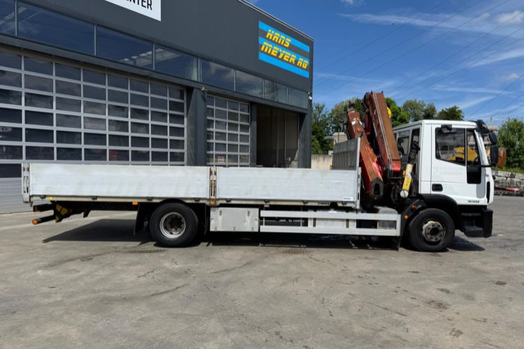 Iveco Eurocargo 160E28 Fassi 135-4 - Camião grua: foto 4 Iveco Eurocargo 160E28 Fassi 135-4 - Camião grua: foto 4
