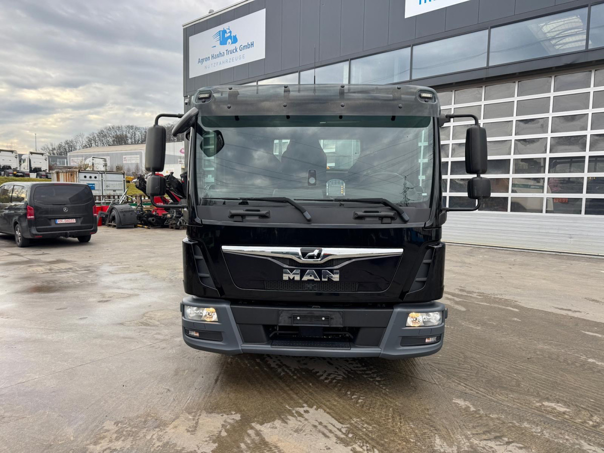 MAN TGL 12.250 Effer 35/3 - Camião grua: foto 3 MAN TGL 12.250 Effer 35/3 - Camião grua: foto 3