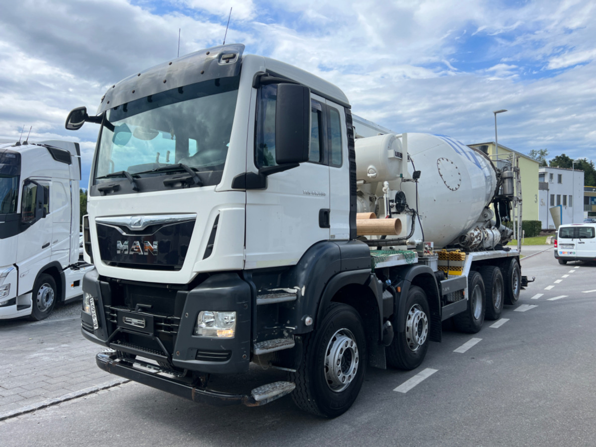 MAN TGS 35.480 10x4 10m3 Förderband 17M Liebherr - Camião betoneira: foto 1 MAN TGS 35.480 10x4 10m3 Förderband 17M Liebherr - Camião betoneira: foto 1