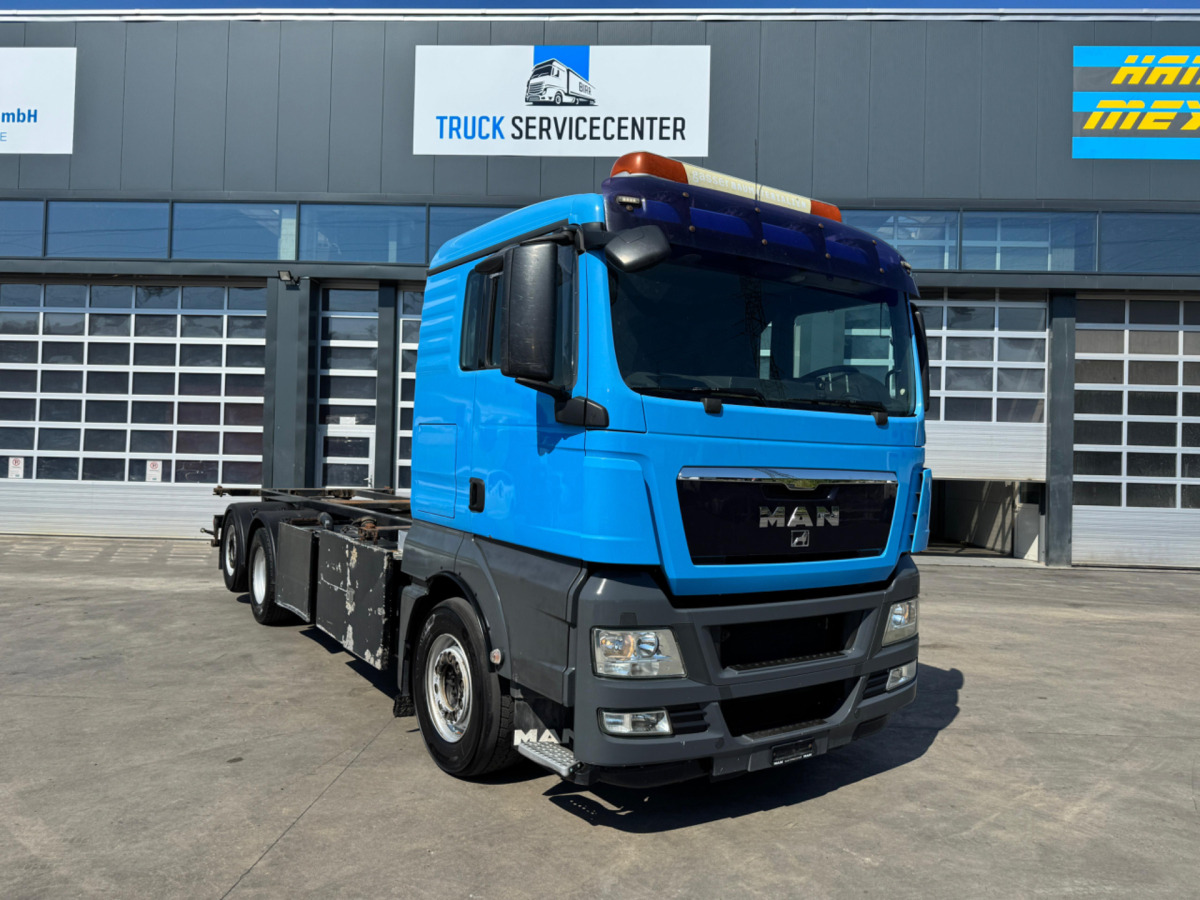 MAN TGX 26.480 6x2 Kompressor - Camião transportador de contêineres/ Caixa móvel: foto 3 MAN TGX 26.480 6x2 Kompressor - Camião transportador de contêineres/ Caixa móvel: foto 3