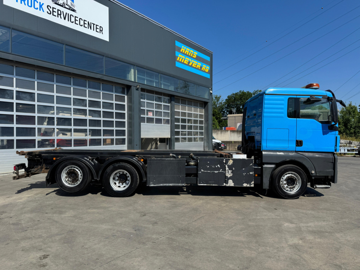 MAN TGX 26.480 6x2 Kompressor - Camião transportador de contêineres/ Caixa móvel: foto 4 MAN TGX 26.480 6x2 Kompressor - Camião transportador de contêineres/ Caixa móvel: foto 4