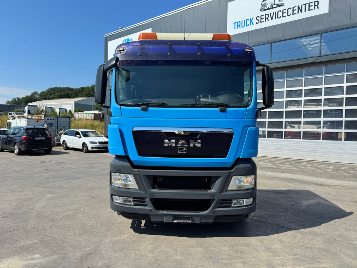 MAN TGX 26.480 6x2 Kompressor - Camião transportador de contêineres/ Caixa móvel: foto 2 MAN TGX 26.480 6x2 Kompressor - Camião transportador de contêineres/ Caixa móvel: foto 2