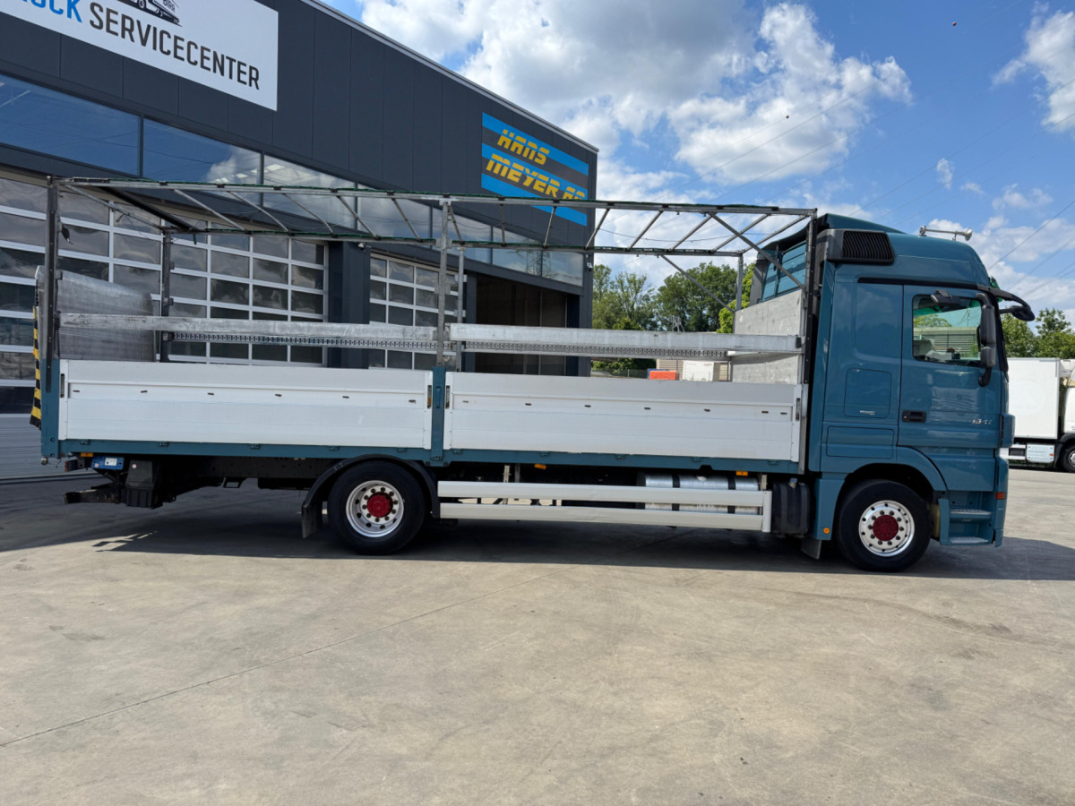MERCEDES Actros 1841 4x2 - Camião de lona: foto 4 MERCEDES Actros 1841 4x2 - Camião de lona: foto 4