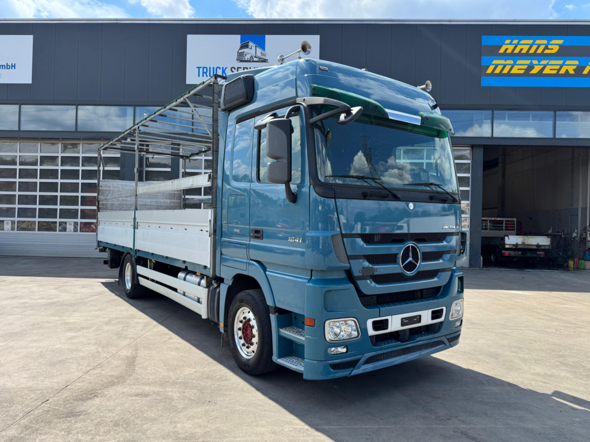 MERCEDES Actros 1841 4x2 - Camião de lona: foto 3 MERCEDES Actros 1841 4x2 - Camião de lona: foto 3
