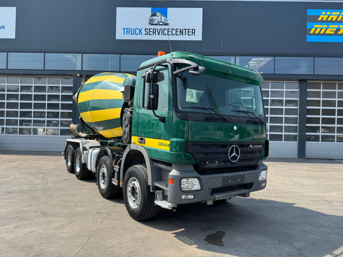 MERCEDES Actros 3244 8x4 Liebherr 9m3 - Camião betoneira: foto 3 MERCEDES Actros 3244 8x4 Liebherr 9m3 - Camião betoneira: foto 3