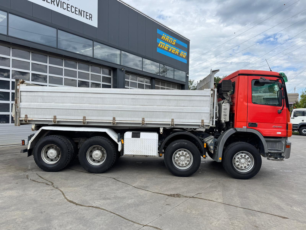 MERCEDES Actros 3246 8x4 Meiller 3 Seitenkipper - Camião basculante: foto 4 MERCEDES Actros 3246 8x4 Meiller 3 Seitenkipper - Camião basculante: foto 4