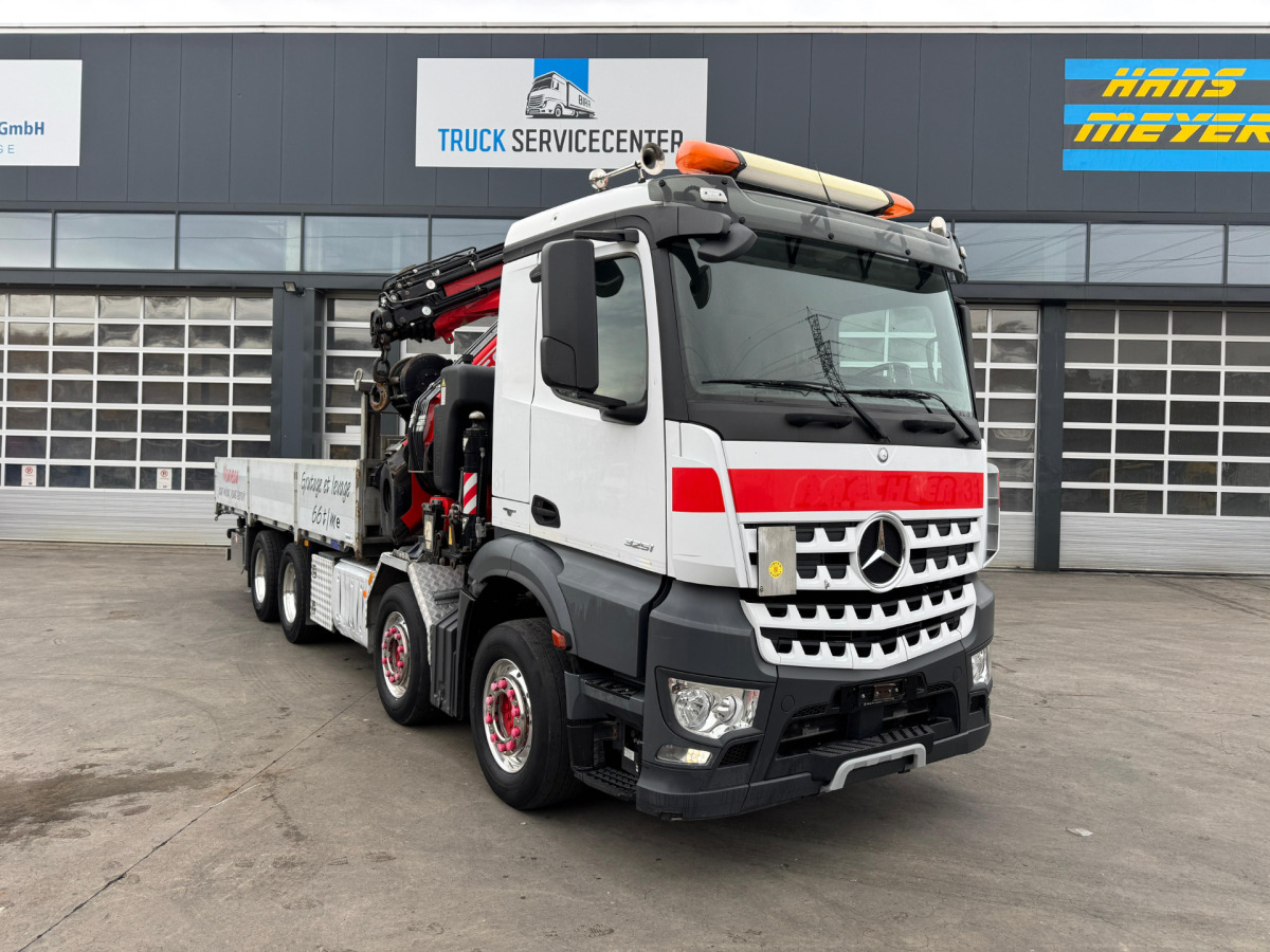 MERCEDES Arocs 3251 8x4 Fassi 660 6-6 - Camião grua: foto 4 MERCEDES Arocs 3251 8x4 Fassi 660 6-6 - Camião grua: foto 4