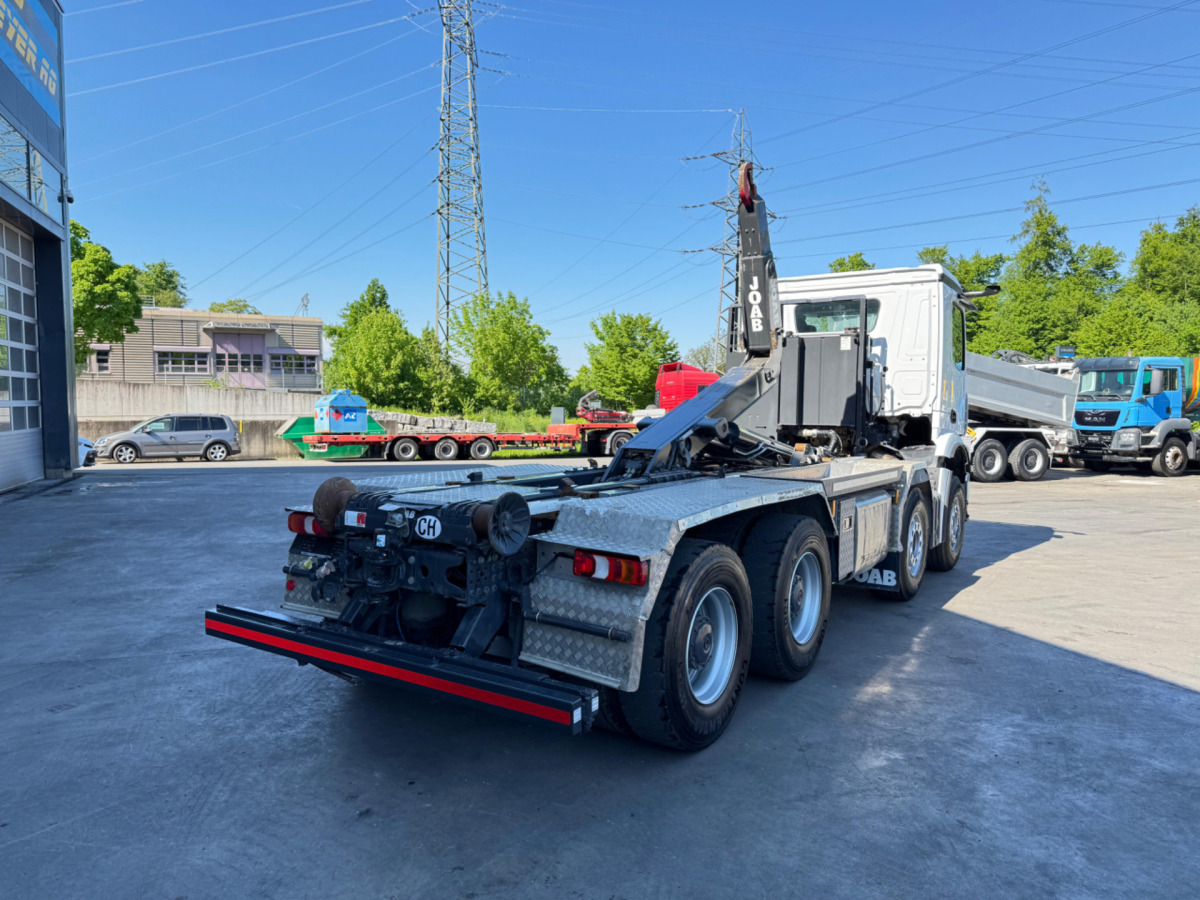 MERCEDES Arocs 3251 8x4 - Camião polibenne: foto 5 MERCEDES Arocs 3251 8x4 - Camião polibenne: foto 5