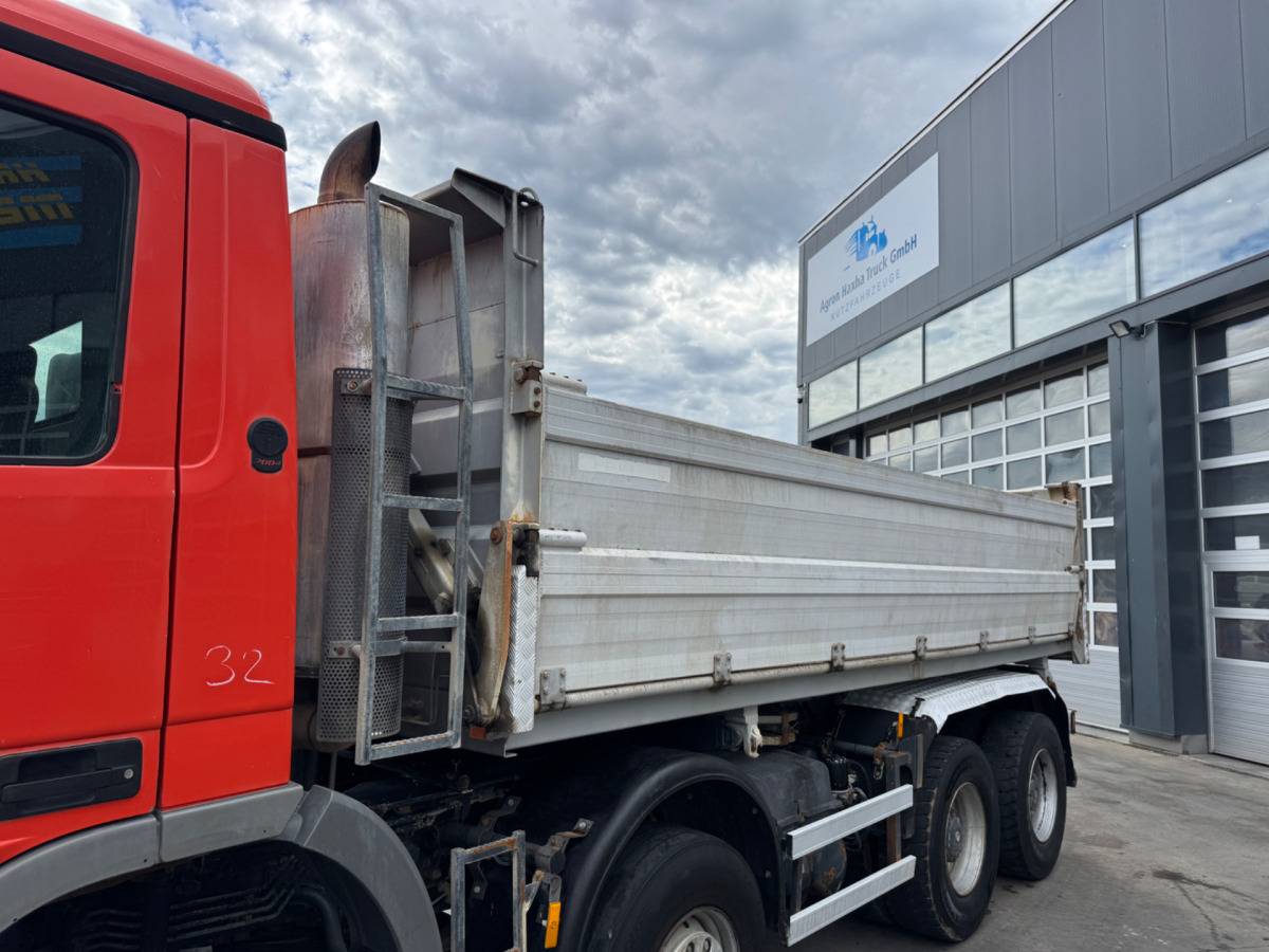 MERCEDES BENZ ACTROS 3246 C8668 - Camião basculante: foto 4 MERCEDES BENZ ACTROS 3246 C8668 - Camião basculante: foto 4