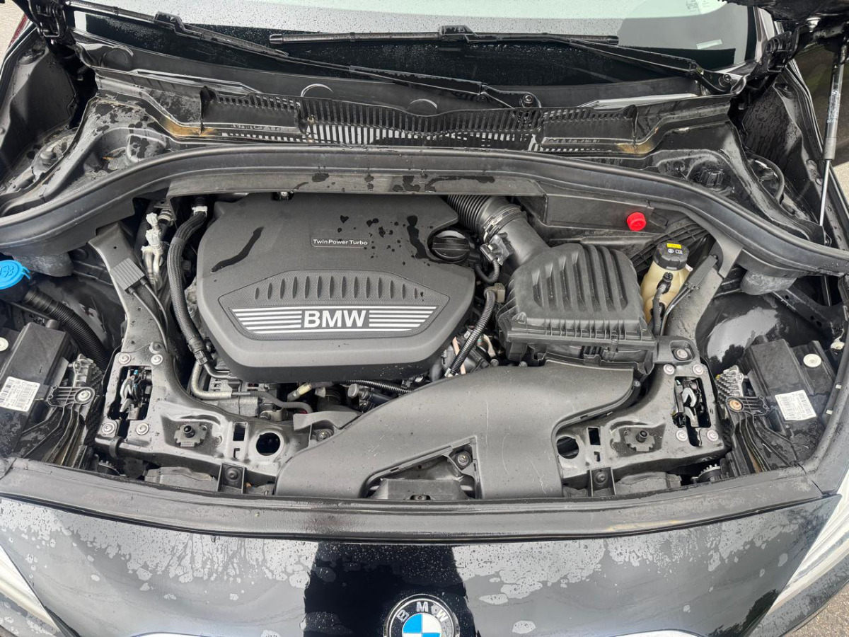 Hatchback Marke BMW 218d xDrive: foto 15
