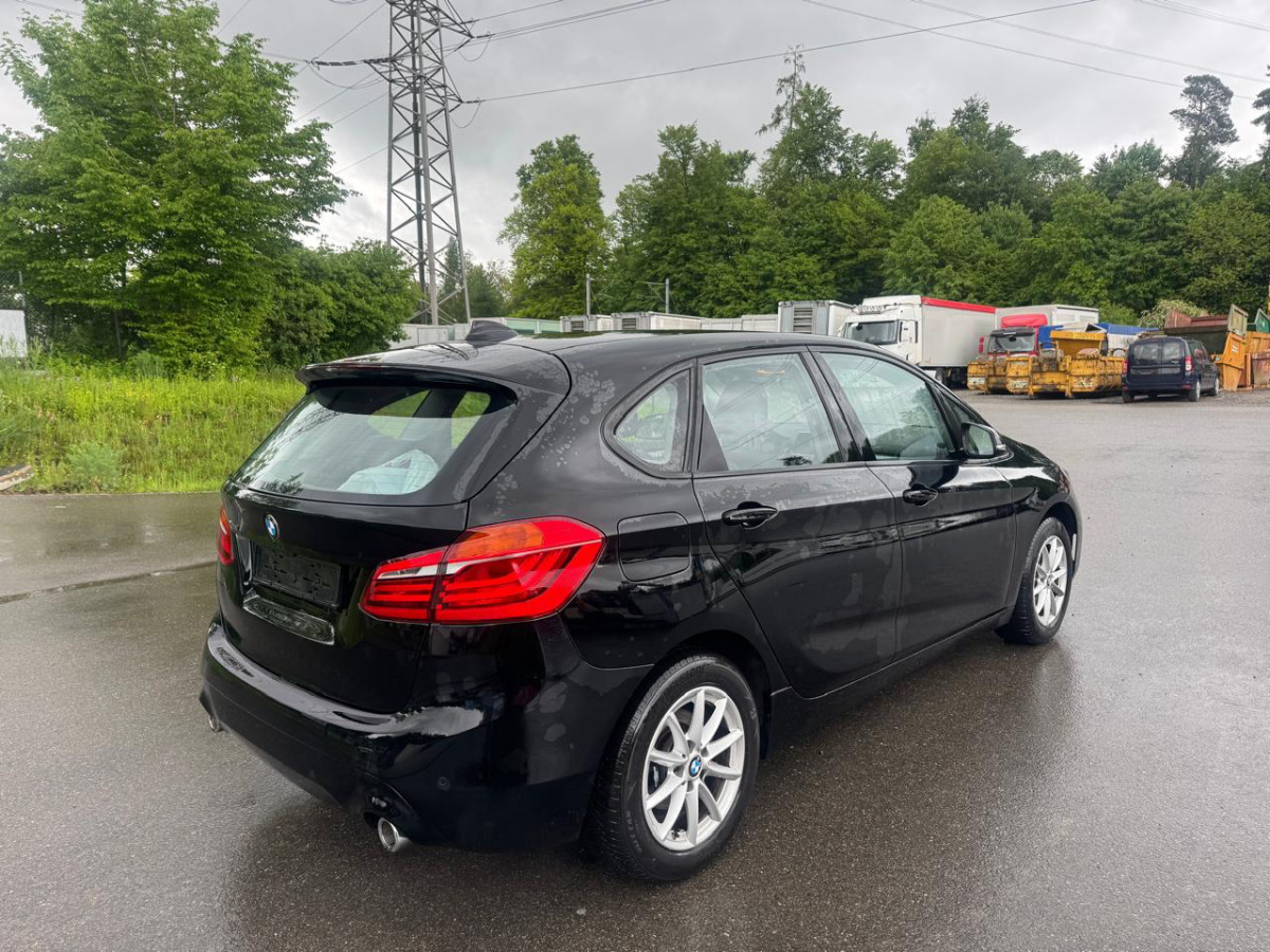 Marke BMW 218d xDrive - Hatchback: foto 5 Marke BMW 218d xDrive - Hatchback: foto 5