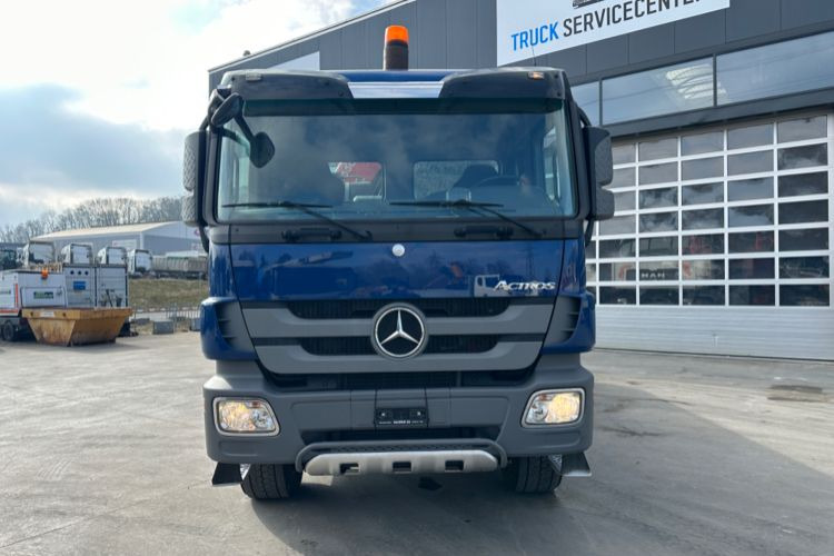 Mercedes-Benz Actros 2648 6x4/4 Fassi455 SZM/Pritsche - Camião grua, Camião de caixa aberta/ Plataforma: foto 3 Mercedes-Benz Actros 2648 6x4/4 Fassi455 SZM/Pritsche - Camião grua, Camião de caixa aberta/ Plataforma: foto 3