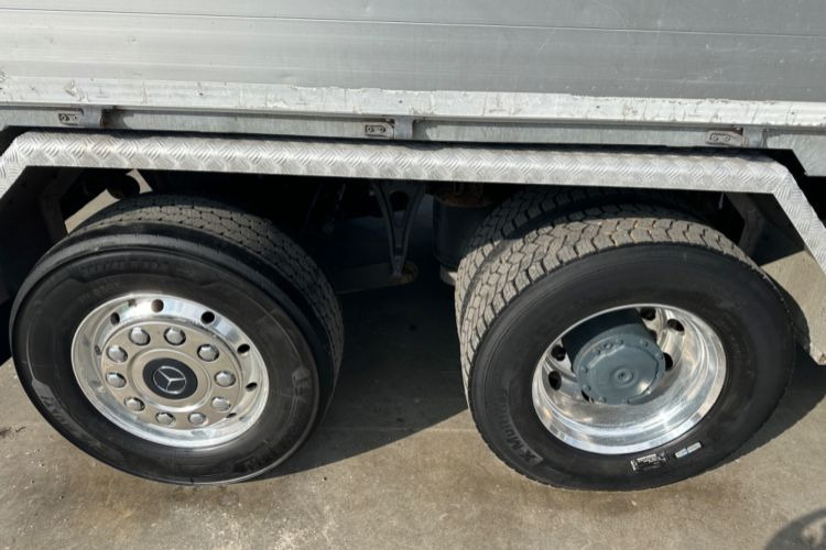 Camião grua, Camião de caixa aberta/ Plataforma Mercedes-Benz Actros 2648 6x4/4 Fassi455 SZM/Pritsche: foto 8