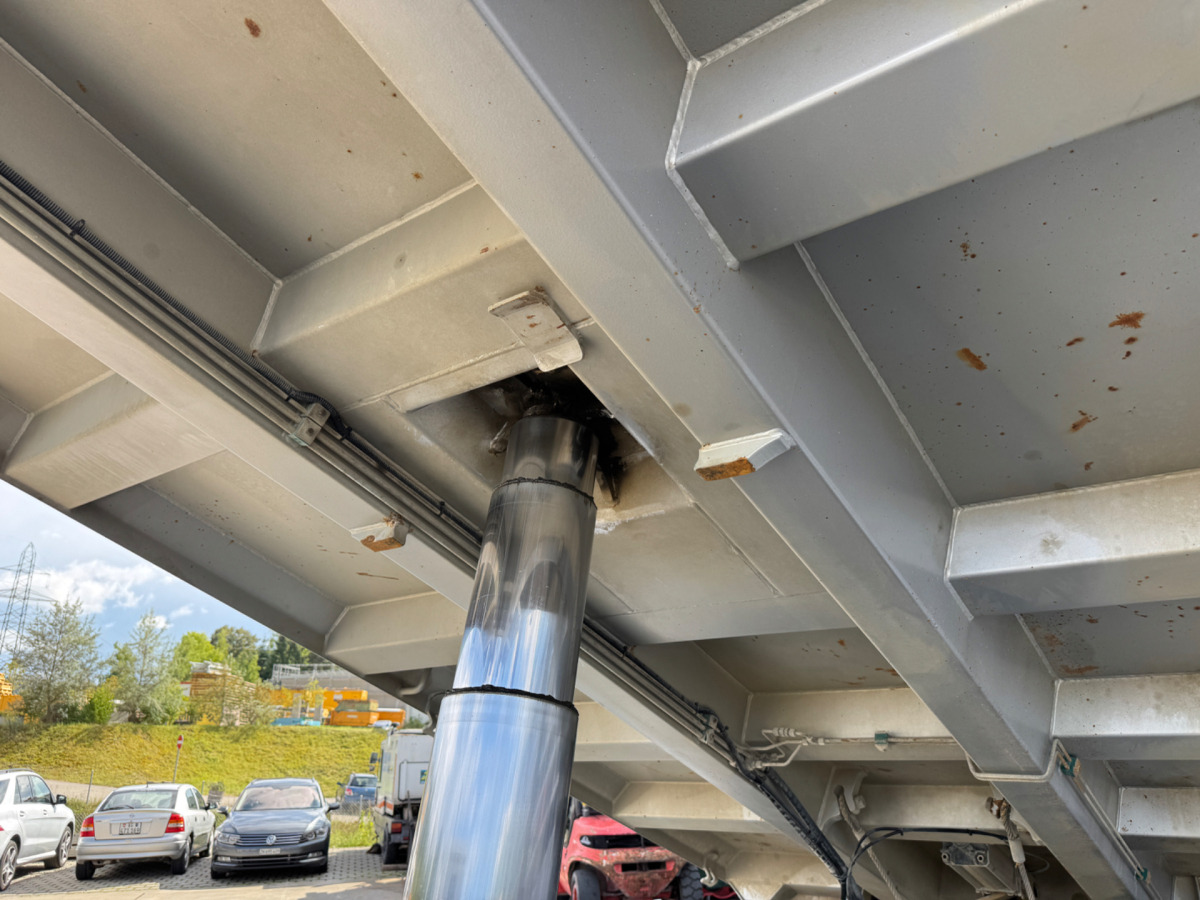 SCANIA G490 10x4 Moser 2S - Camião basculante: foto 3 SCANIA G490 10x4 Moser 2S - Camião basculante: foto 3