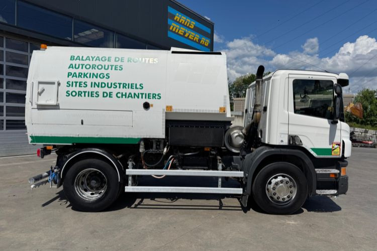 Scania P280 4x2 Wassertank - Camião cisterna: foto 4 Scania P280 4x2 Wassertank - Camião cisterna: foto 4