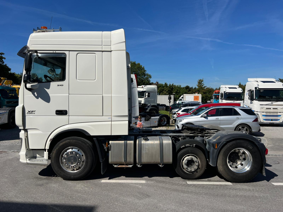 Tractor DAF XF510 6x2: foto 9