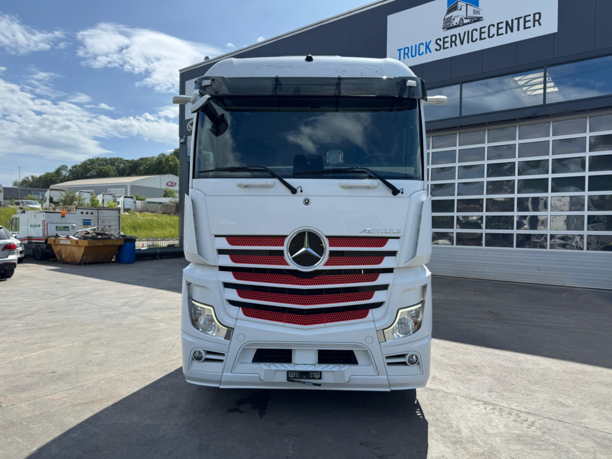 MERCEDES Actros 1851 4x4 Hydraulik - Tractor: foto 2 MERCEDES Actros 1851 4x4 Hydraulik - Tractor: foto 2