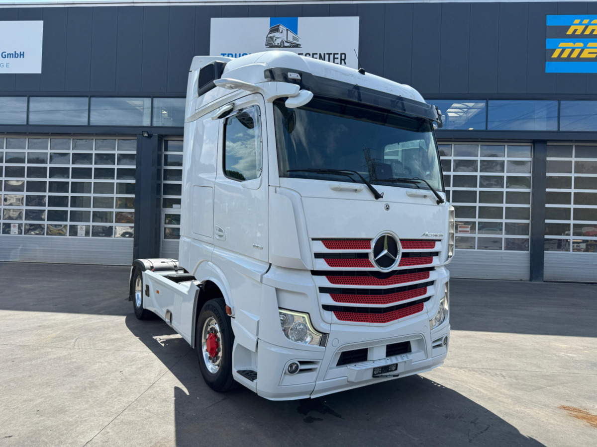 MERCEDES Actros 1851 4x4 Hydraulik - Tractor: foto 3 MERCEDES Actros 1851 4x4 Hydraulik - Tractor: foto 3