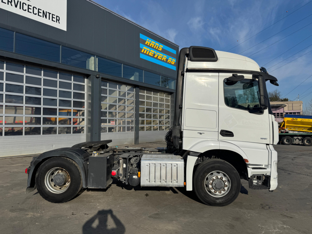 MERCEDES Arocs 1851 4x4H Kipphydraulik - Tractor: foto 3 MERCEDES Arocs 1851 4x4H Kipphydraulik - Tractor: foto 3