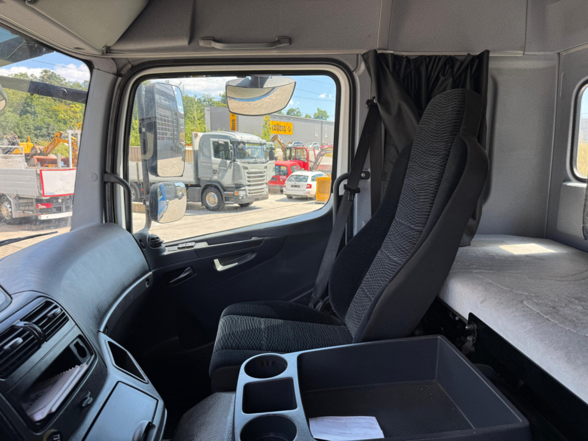 Tractor MERCEDES Atego 1330 4x2: foto 15