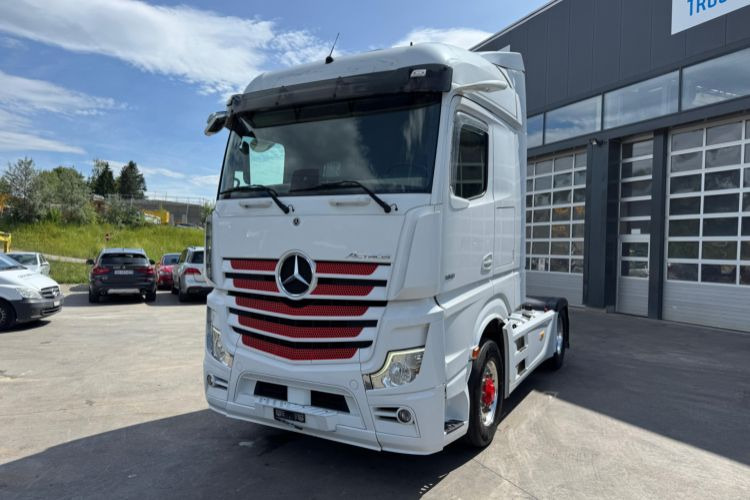 Tractor Mercedes-Benz Actros 1851 4x4 Hydraulik: foto 1