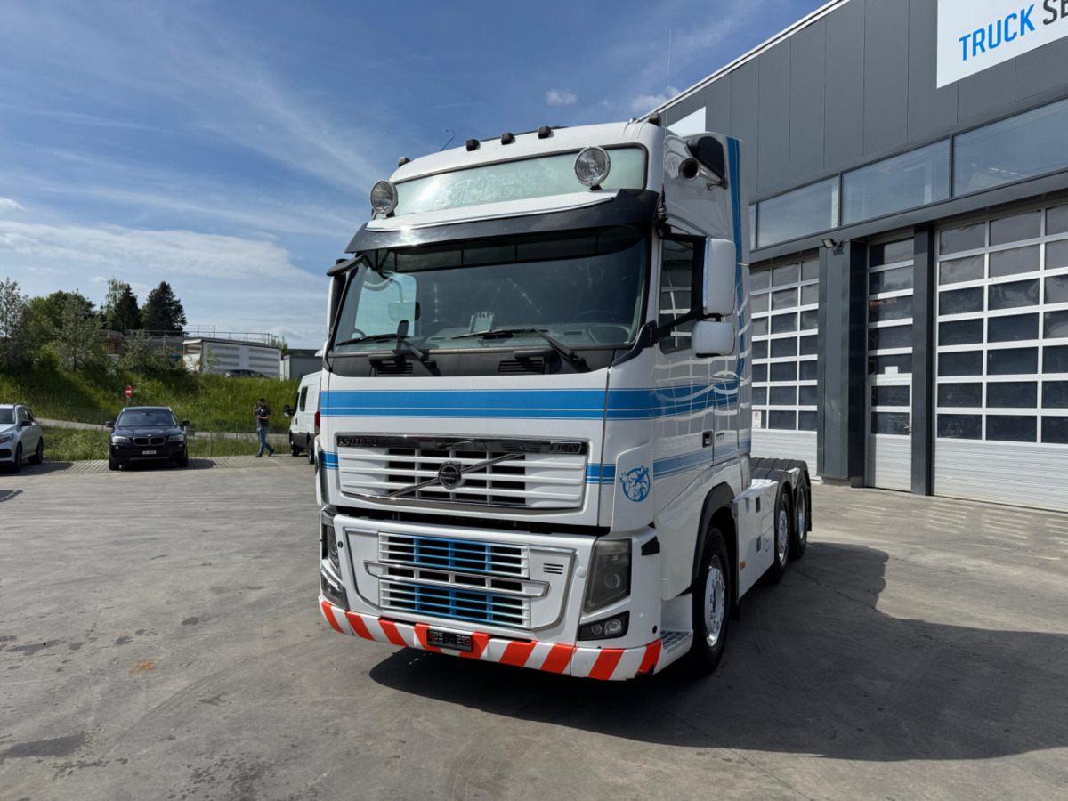 VOLVO FH16-750 6x2 - Tractor: foto 1 VOLVO FH16-750 6x2 - Tractor: foto 1