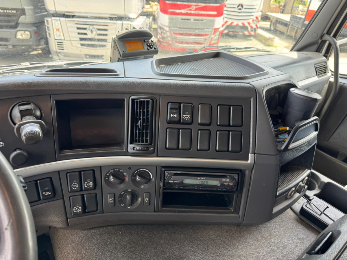 Camião grua VOLVO FM-400 4x2 Bonfiglioli 15000-4: foto 15