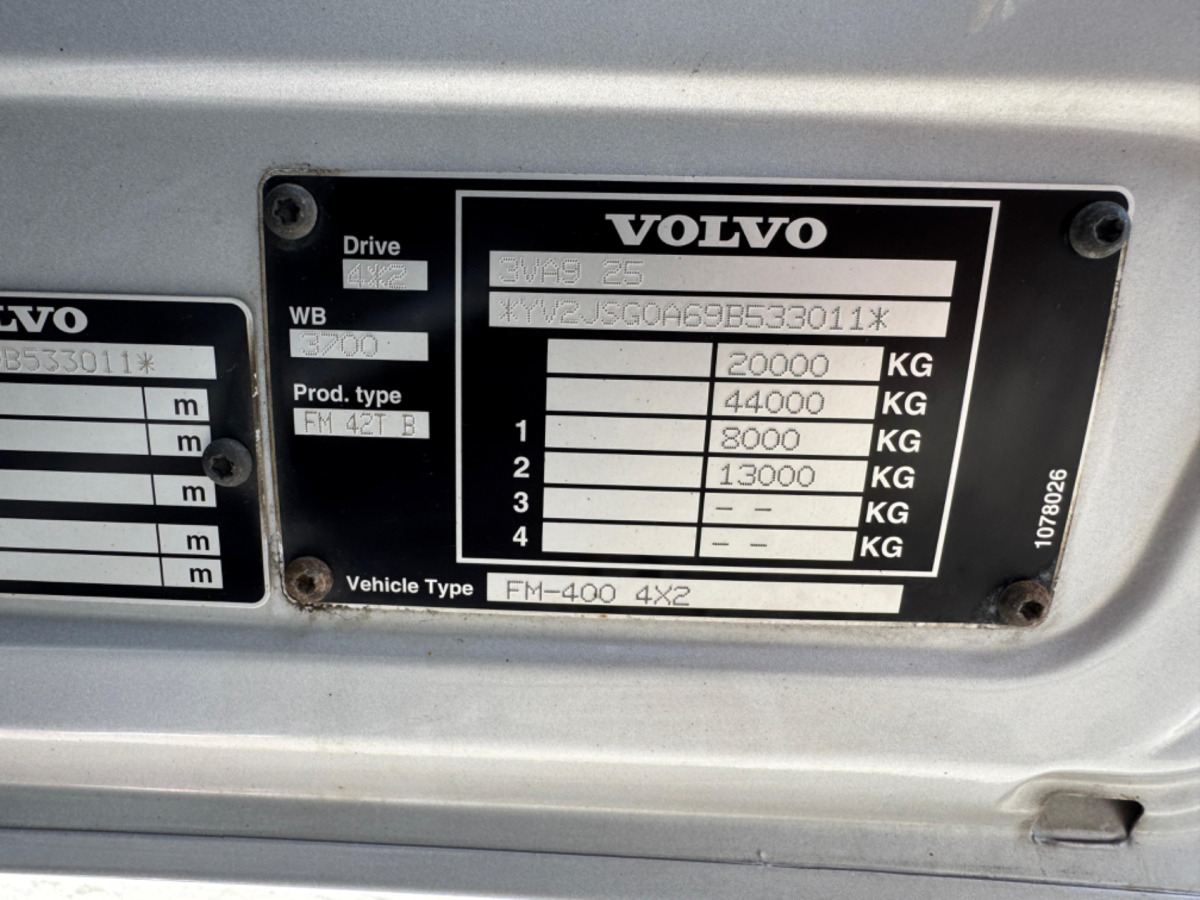 Camião grua VOLVO FM-400 4x2 Bonfiglioli 15000-4: foto 18