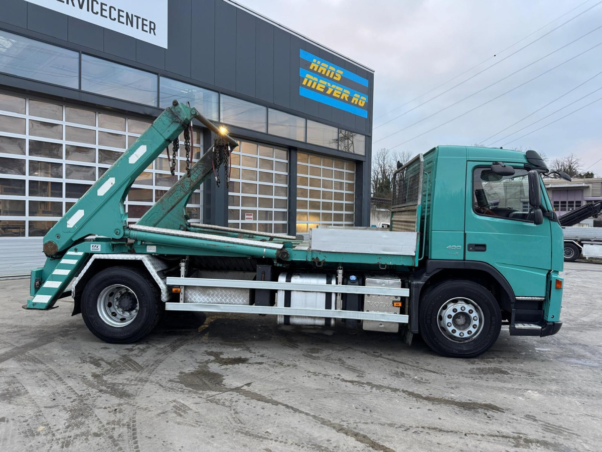 VOLVO FM-400 4x2 UT GIGANT 18T - Camião multibenne: foto 4 VOLVO FM-400 4x2 UT GIGANT 18T - Camião multibenne: foto 4