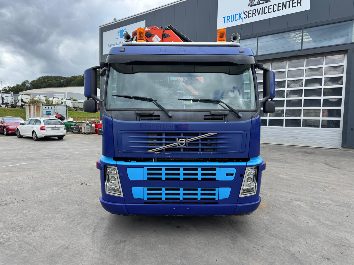 VOLVO FM-460 8x2 Palfinger PK44002 Flyjib & Seilwinde - Camião grua: foto 4 VOLVO FM-460 8x2 Palfinger PK44002 Flyjib & Seilwinde - Camião grua: foto 4