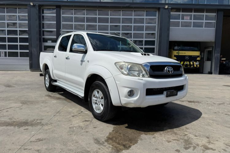 Toyota Hilux 3.0D 4WD - Veículo comercial: foto 3 Toyota Hilux 3.0D 4WD - Veículo comercial: foto 3
