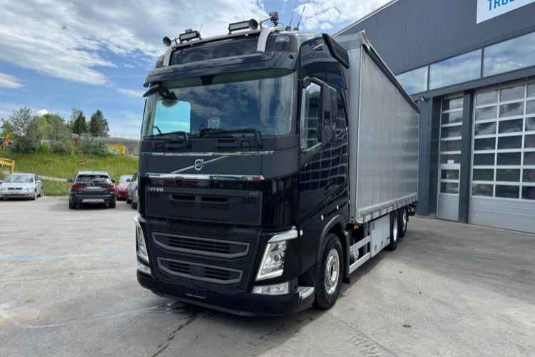 Volvo FH-540 6x2 - Camião de lona: foto 1 Volvo FH-540 6x2 - Camião de lona: foto 1