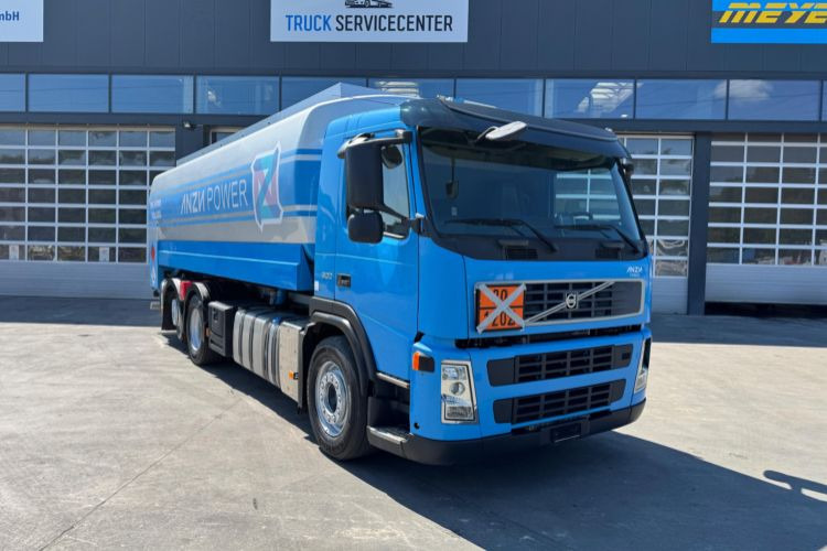 Volvo FM-500 6x2 Tankwagen - Camião cisterna: foto 2 Volvo FM-500 6x2 Tankwagen - Camião cisterna: foto 2