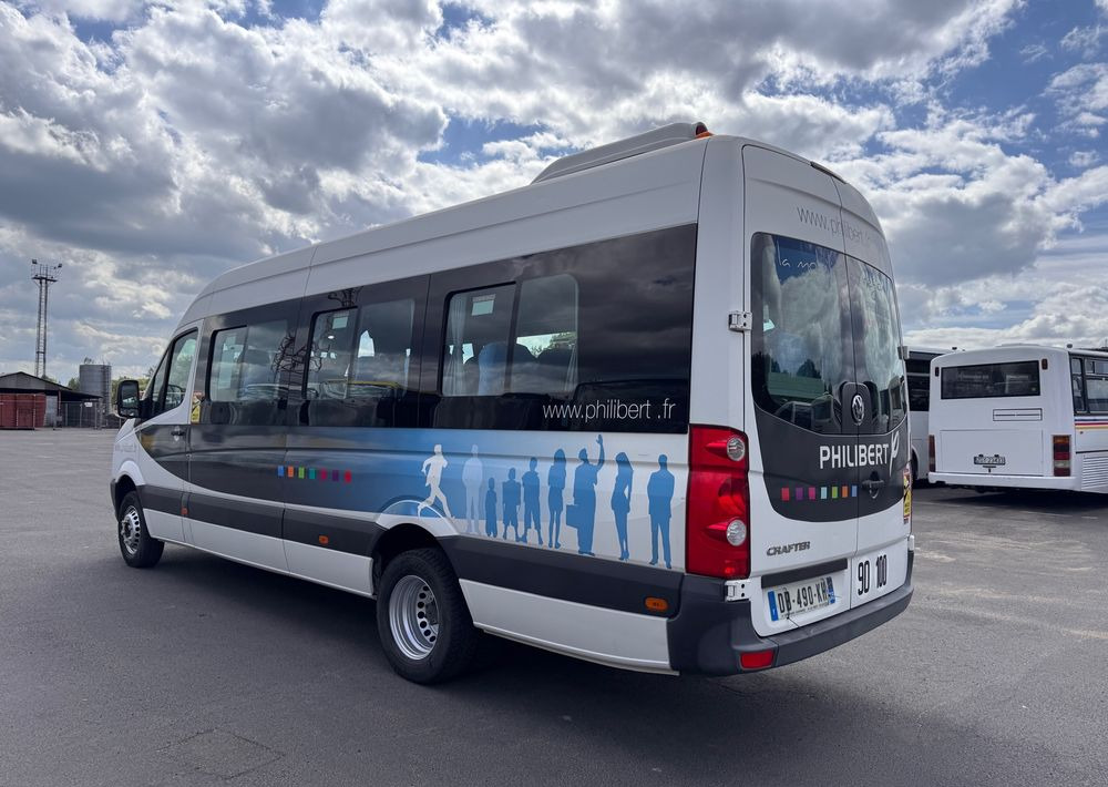 Volkswagen Crafter / KLIMATYZACJA / 23 miejsca / 128000km przebieg !!/ Cena:139000 zł netto - Minibus, Furgão de passageiros: foto 4 Volkswagen Crafter / KLIMATYZACJA / 23 miejsca / 128000km przebieg !!/ Cena:139000 zł netto - Minibus, Furgão de passageiros: foto 4