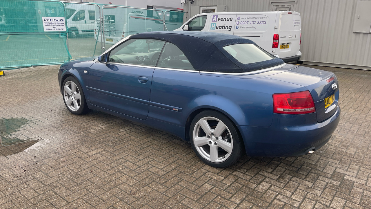 AUDI A4 2.0 TDI - Automóvel: foto 3 AUDI A4 2.0 TDI - Automóvel: foto 3