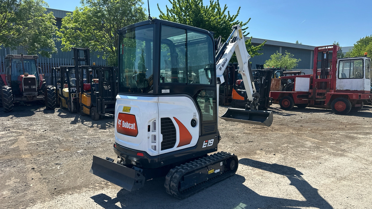 BOBCAT E 19 - Mini escavadeira: foto 4 BOBCAT E 19 - Mini escavadeira: foto 4