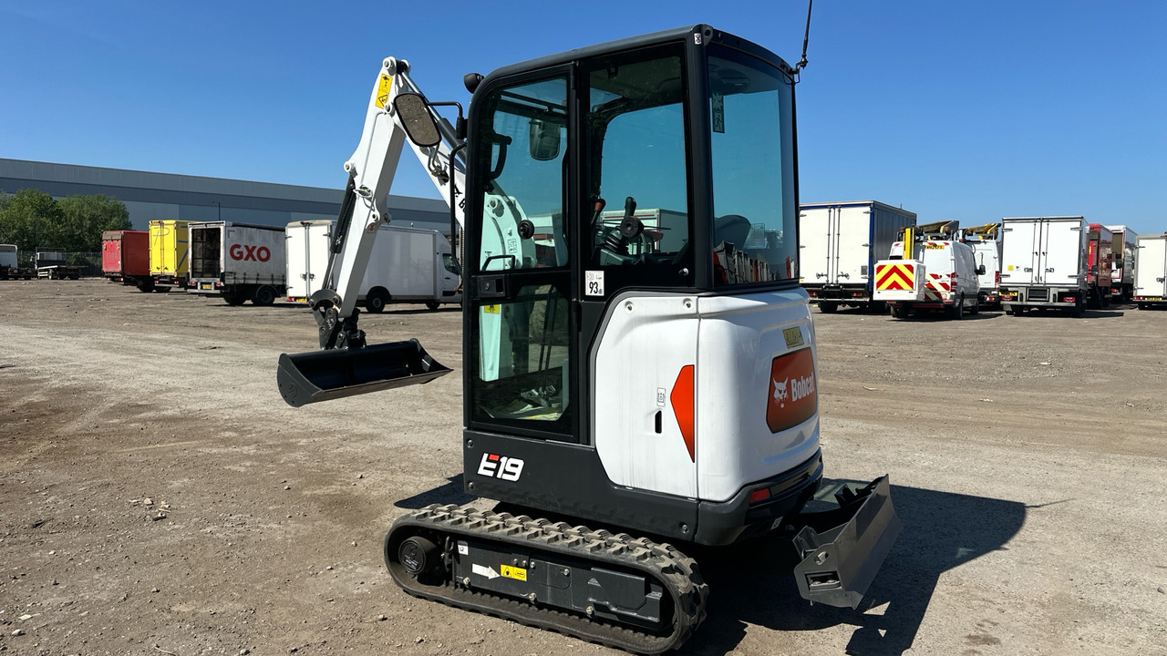 BOBCAT E 19 - Mini escavadeira: foto 3 BOBCAT E 19 - Mini escavadeira: foto 3