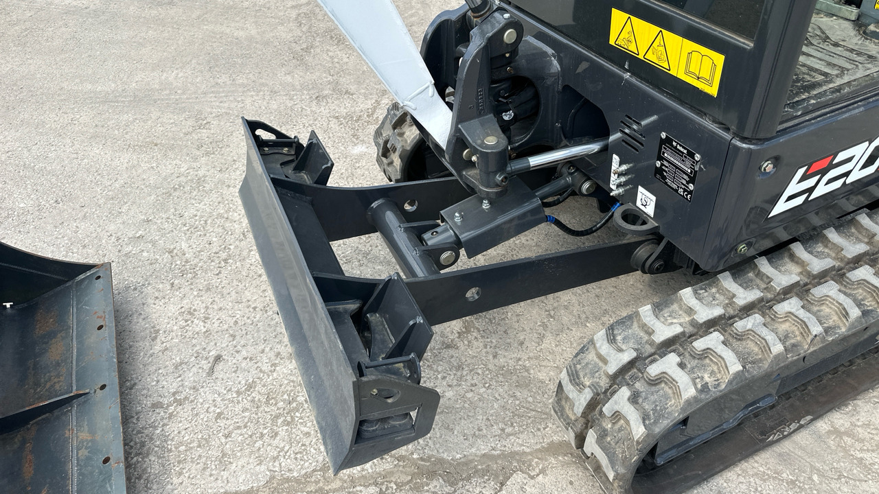 Mini escavadeira BOBCAT E20Z: foto 10