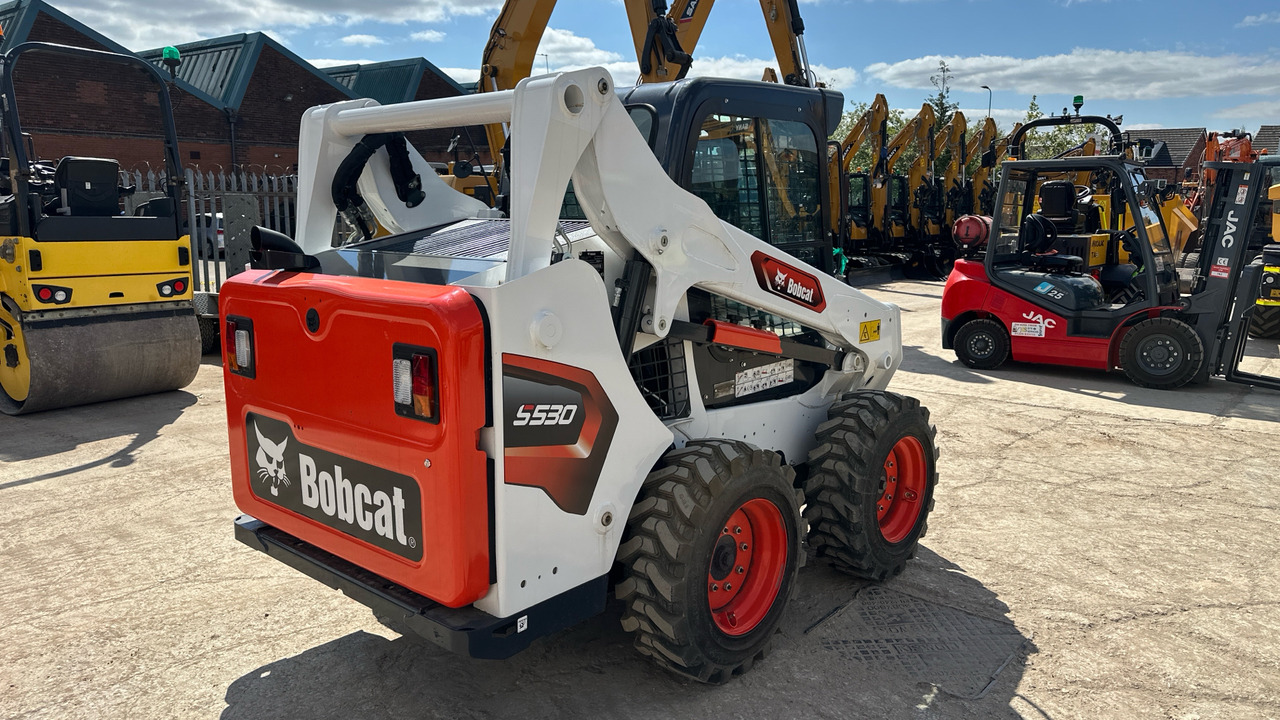 BOBCAT S530 - Mini pá carregadora: foto 4 BOBCAT S530 - Mini pá carregadora: foto 4