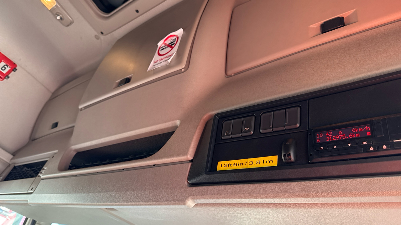 Camião furgão DAF CF 260: foto 15 Camião furgão DAF CF 260: foto 15