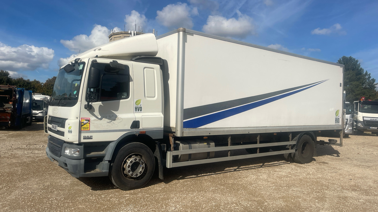 DAF CF 65.220 - Camião furgão: foto 2 DAF CF 65.220 - Camião furgão: foto 2